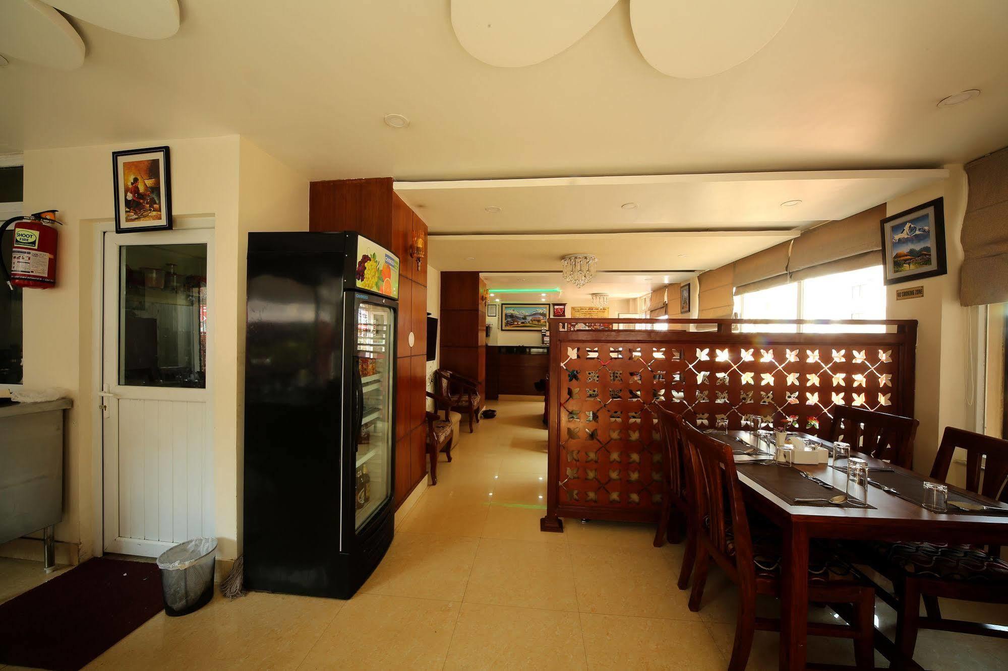 โฮเต็ล โอโช โฮม Hotel กาฐมาณฑุ ภายนอก รูปภาพ